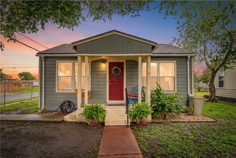 Photo of 4502 Valdez Drive, Corpus Christi, TX 78416 (MLS # 474847)