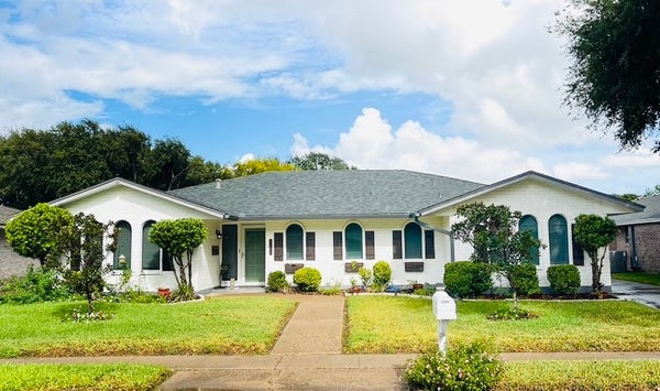 131 CHILTIPIN DR, PORTLAND, TX 78374 - Image d37478a02f71c8105e9b625f506e14bb/1725611742