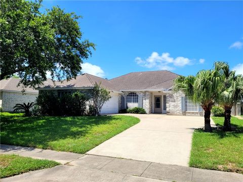 Photo of 4914 Kerrville Drive, Corpus Christi, TX 78413 (MLS # 476672)