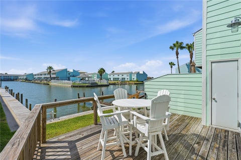 Tiny photo for 406 Nassau Drive #406, Rockport, TX 78382 (MLS # 481799)