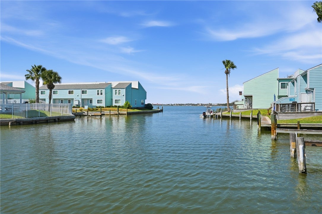 406 Nassau Drive 406