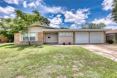 Photo of 6007 Orms Drive, Corpus Christi, TX 78412 (MLS # 476567)