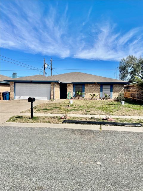 Photo of 744 Alhambra Drive, Corpus Christi, TX 78418 (MLS # 472116)