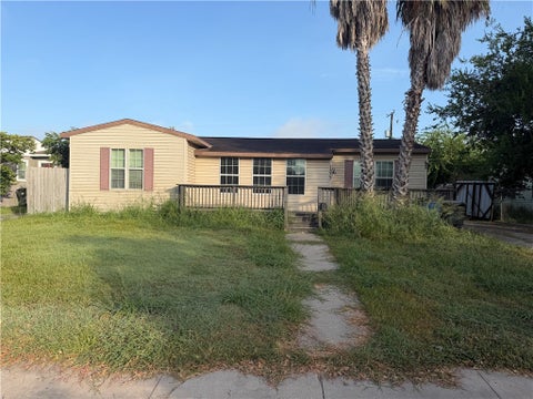 Photo of 1337 Cambridge Drive, Corpus Christi, TX 78415 (MLS # 479634)