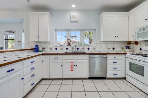 Tiny photo for 684 Anchor Drive, Port Aransas, TX 78373 (MLS # 482252)