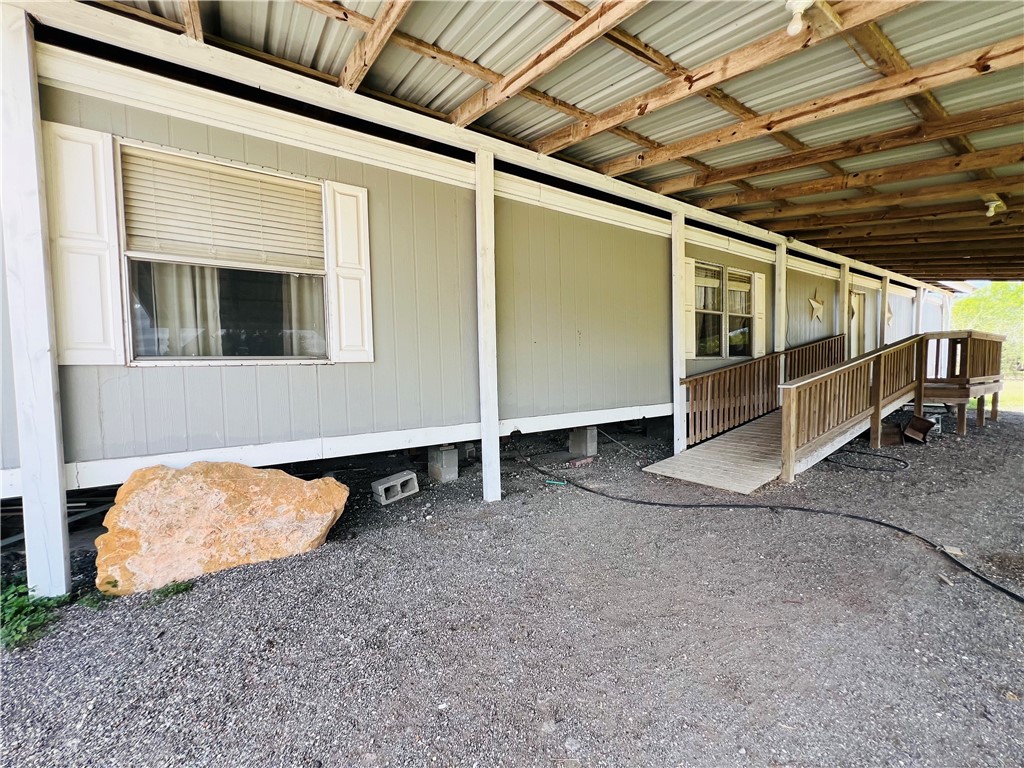 186 County Road 161