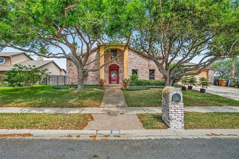 Photo of 1318 Sandpiper Drive, Corpus Christi, TX 78412 (MLS # 474425)
