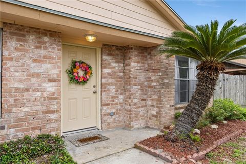 Photo of 6993 Lake View Drive, Corpus Christi, TX 78412 (MLS # 475517)
