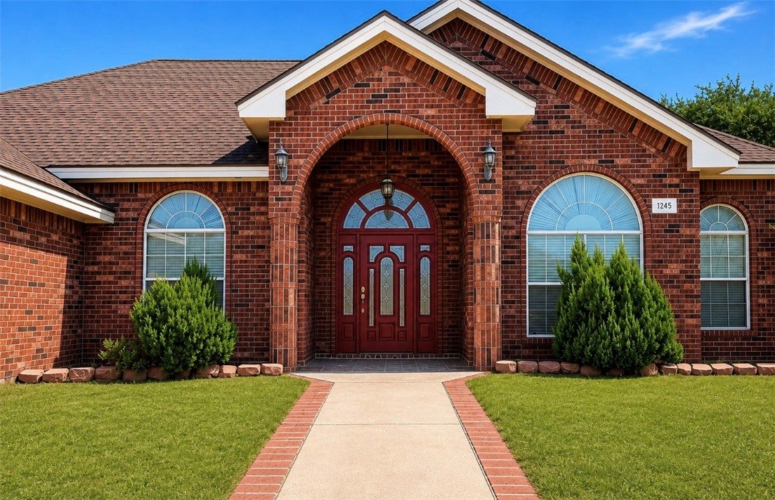 1245 Carlos Trail