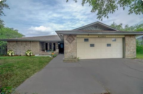 Photo of 4305 Lavaca River Court, Corpus Christi, TX 78410 (MLS # 474462)