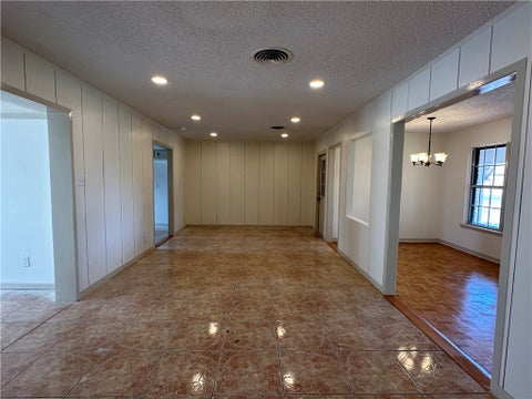 Tiny photo for 502 Greenway Drive, Corpus Christi, TX 78412 (MLS # 481830)