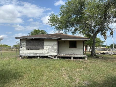 A home in Robstown