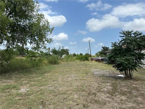 A home in Robstown