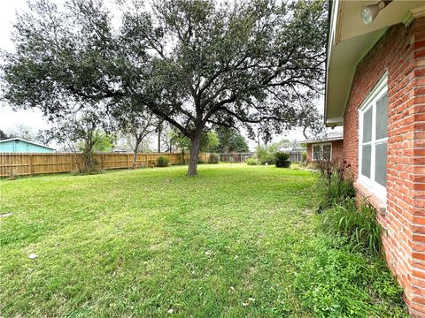 A home in Sinton