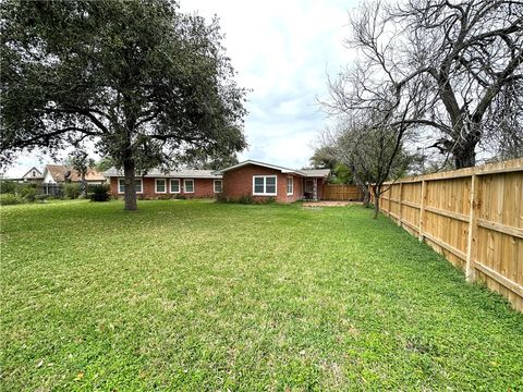 A home in Sinton