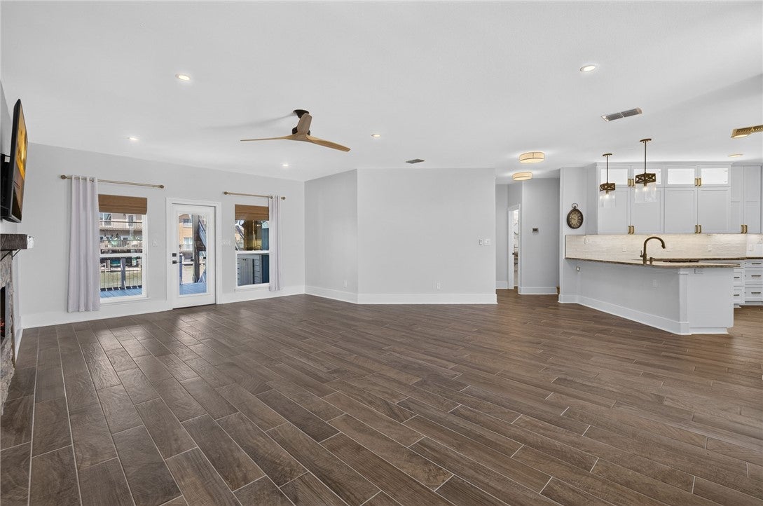 15309 BEAUFORT Court