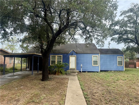 Photo of 714 E Ragland Avenue, Kingsville, TX 78363 (MLS # 483827)