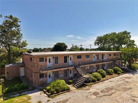 Tiny photo for 1004 Austin Street #3, Portland, TX 78374 (MLS # 481812)
