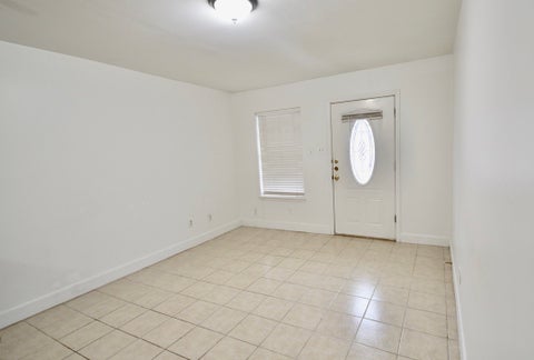 Tiny photo for 1004 Austin Street #3, Portland, TX 78374 (MLS # 481812)
