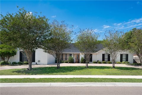 Photo of 6425 Long Meadow Drive, Corpus Christi, TX 78413 (MLS # 474743)