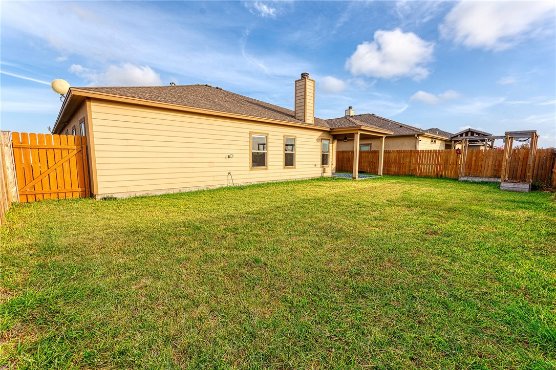 Portland, Texas 78374, United States, 3 Bedrooms Bedrooms, ,2 BathroomsBathrooms,Residential,Active,195098