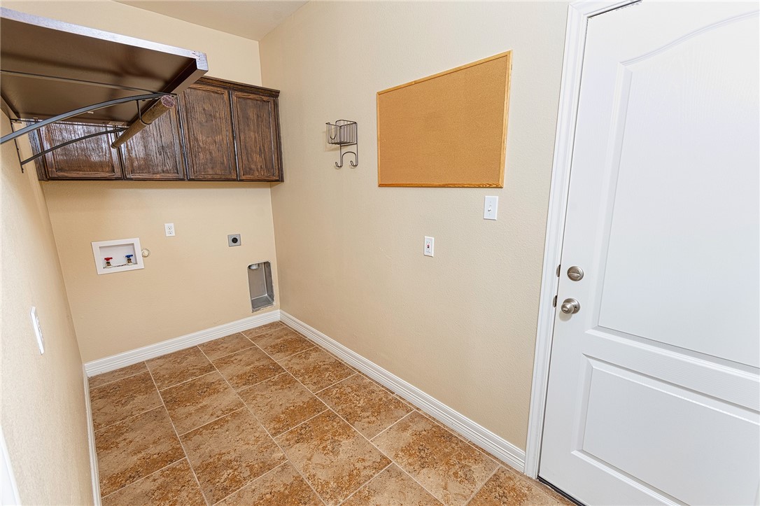 Portland, Texas 78374, United States, 3 Bedrooms Bedrooms, ,2 BathroomsBathrooms,Residential,Active,195098