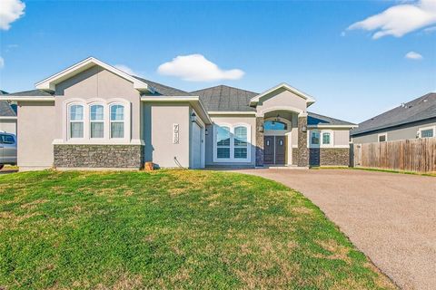 Photo of 7918 Iron Man Drive, Corpus Christi, TX 78414 (MLS # 471474)