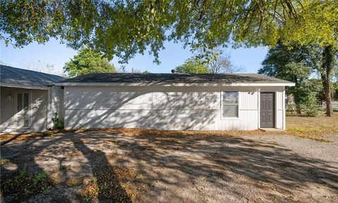 A home in Sinton