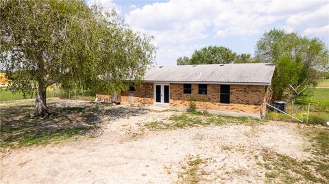 A home in Sinton