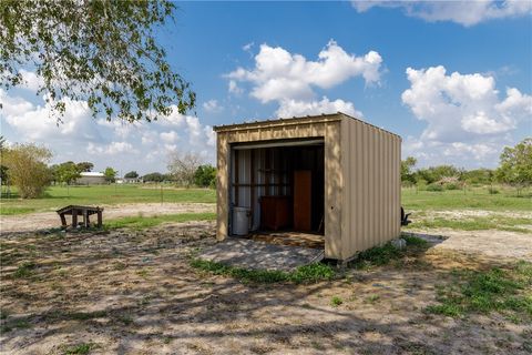 A home in Sinton