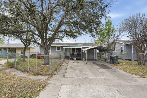 1006 VERNON DR, CORPUS CHRISTI, TX 78407 - Image e8abd4e97bbf12e0244b8de20f68e584/2018451625