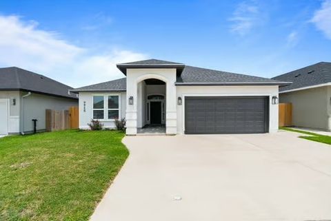Photo of 7714 Nadia Drive, Corpus Christi, TX 78414 (MLS # 474974)