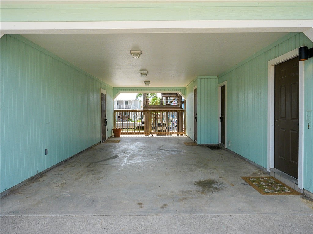 20 Flamingo