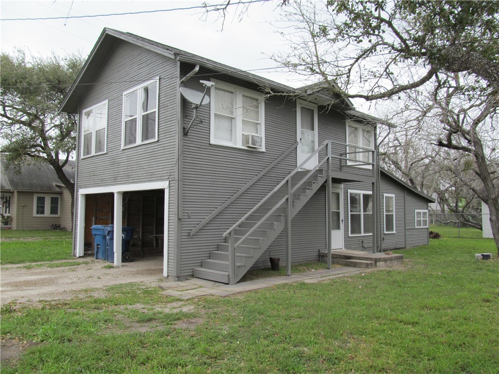 View Sinton, TX 78387 multi-family property