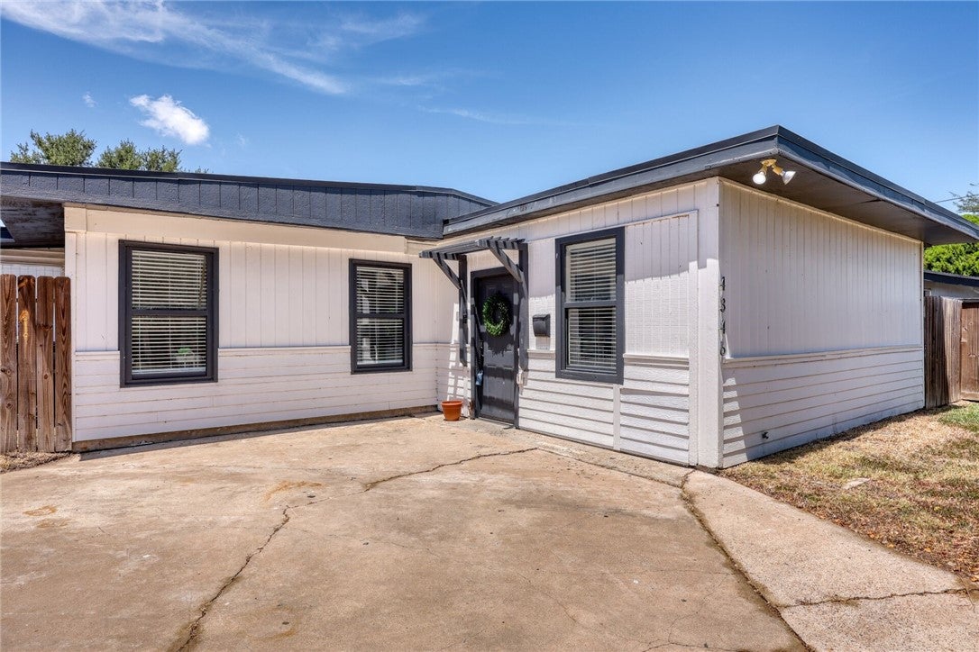 4346 Amherst Drive