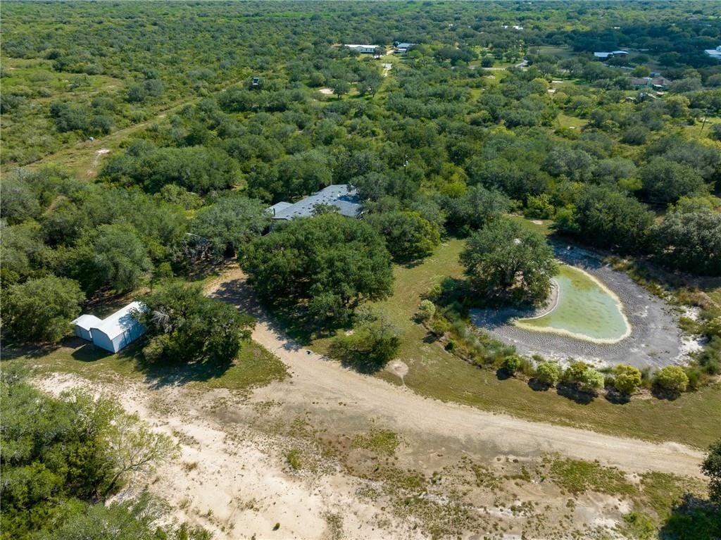 9326 Private Road 6005