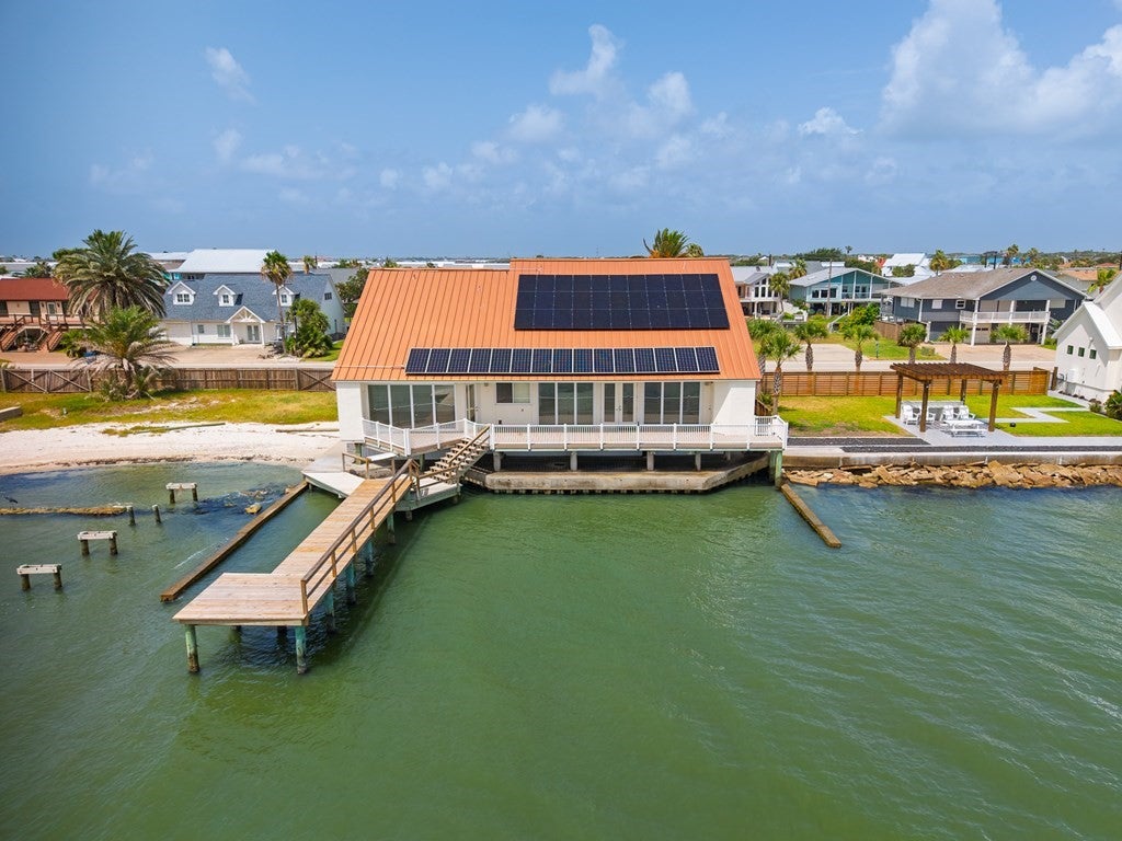 1840 Bay Shore Drive