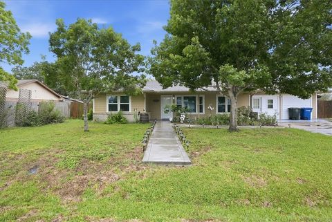 Photo of 11233 Windsor Drive, Corpus Christi, TX 78410 (MLS # 475123)
