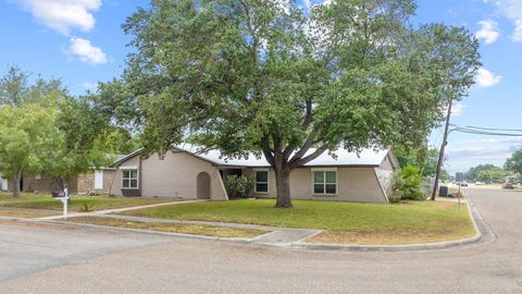 A home in Odem