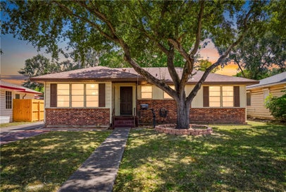 4122 Cott Street Corpus Christi TX 78411