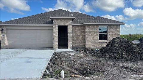 Photo of 9569 Swedish Oak Drive, Corpus Christi, TX 78410 (MLS # 479208)
