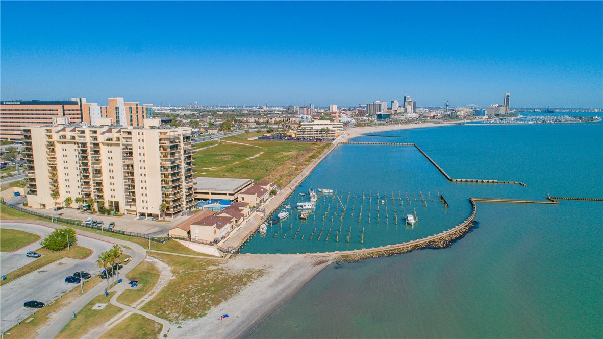 View Corpus Christi, TX 78404 condo