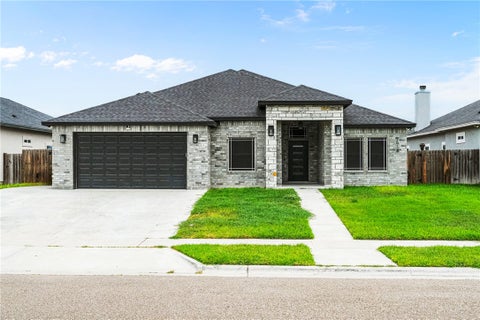 Photo of 9518 Spanish Oak Drive, Corpus Christi, TX 78410 (MLS # 479346)