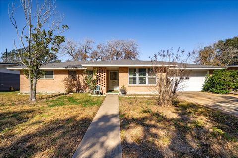 Photo of 4229 Hamlin Drive, Corpus Christi, TX 78411 (MLS # 471394)