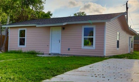 Photo of 4501 Bernandino Street, Corpus Christi, TX 78416 (MLS # 477392)