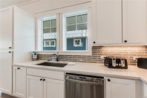 Tiny photo for 709 Sunrise Avenue, Port Aransas, TX 78373 (MLS # 482270)