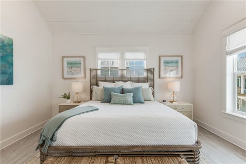 Tiny photo for 709 Sunrise Avenue, Port Aransas, TX 78373 (MLS # 482270)