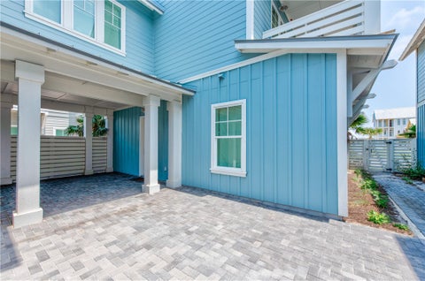 Tiny photo for 709 Sunrise Avenue, Port Aransas, TX 78373 (MLS # 482270)
