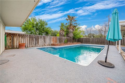 A home in Beeville