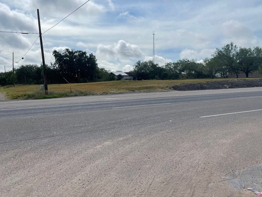 501 S SMITH AVE, HEBBRONVILLE, TX 78361 - Image f8b94c19cfe37a4fbeefc91e9ba62c6e/3174559030